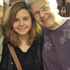 Meet your Posher, Kayla